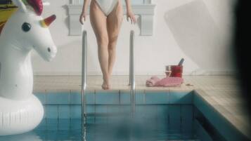 Indoor pool, sun loungers