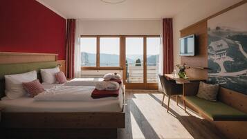 Quarto casal conforto | Roupas de cama premium, edredons de pluma, cofres nos quartos