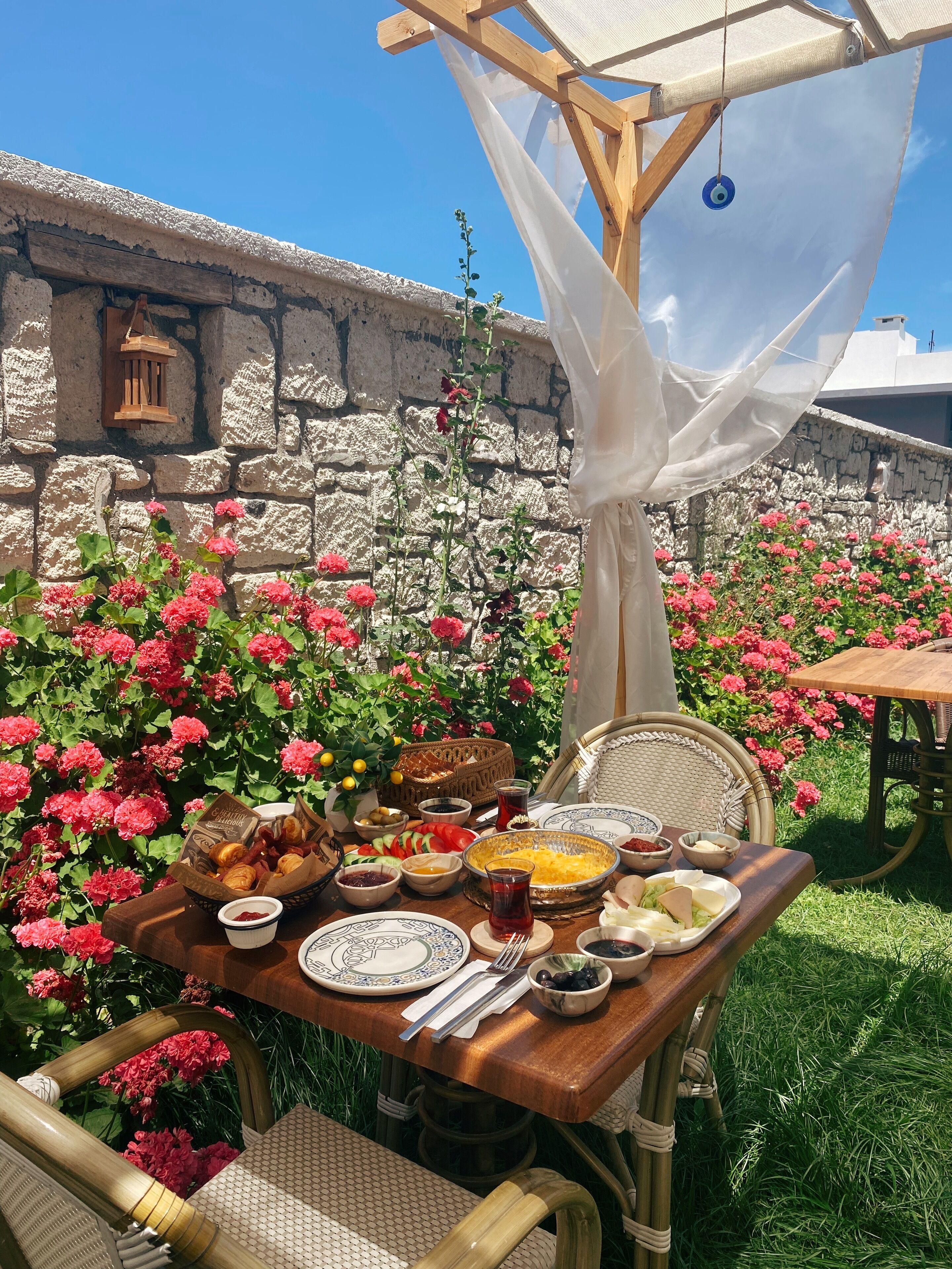 包含每日外带式早餐