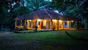 Ngoại thất