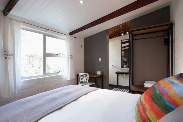 Studio | Individuell dekoriert, individuell eingerichtet, Bügeleisen/Bügelbrett