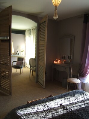 Suite | Room amenity - Chambres d'Hôtes de la Ferrage (La Tour-d'Aigues)