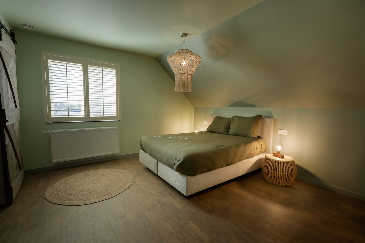 Deluxe Double Room (Karmeliet) | Desk, laptop workspace, soundproofing, free WiFi