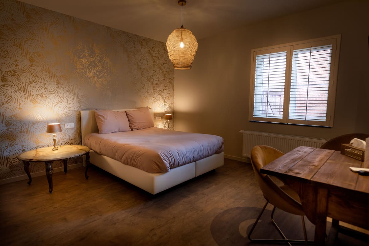 Deluxe Double Room (Malheur) | Desk, laptop workspace, soundproofing, free WiFi