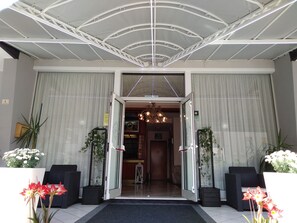 Property entrance - Residence Madrid (Jesolo)