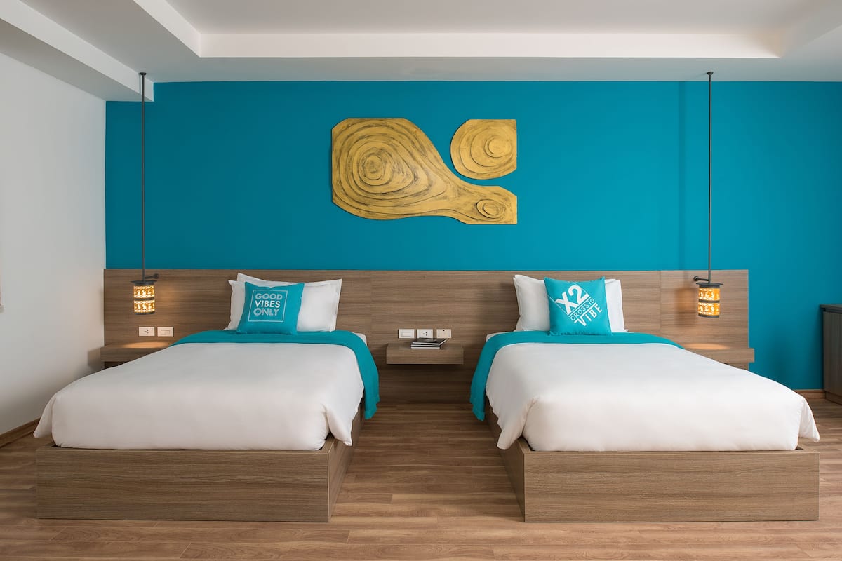 Superior Room, 1 King Bed | Premium bedding, down duvets, pillow-top beds, minibar