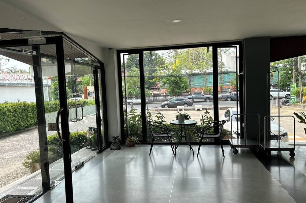 Bordin Hotel