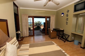 1 quarto, cofres nos quartos, individualmente decorados
