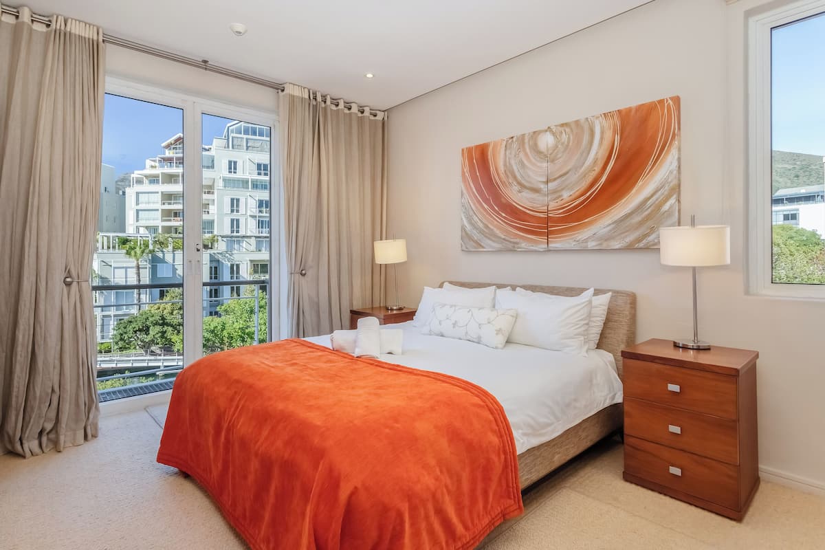 1 quarto, roupas de cama premium, cofres nos quartos