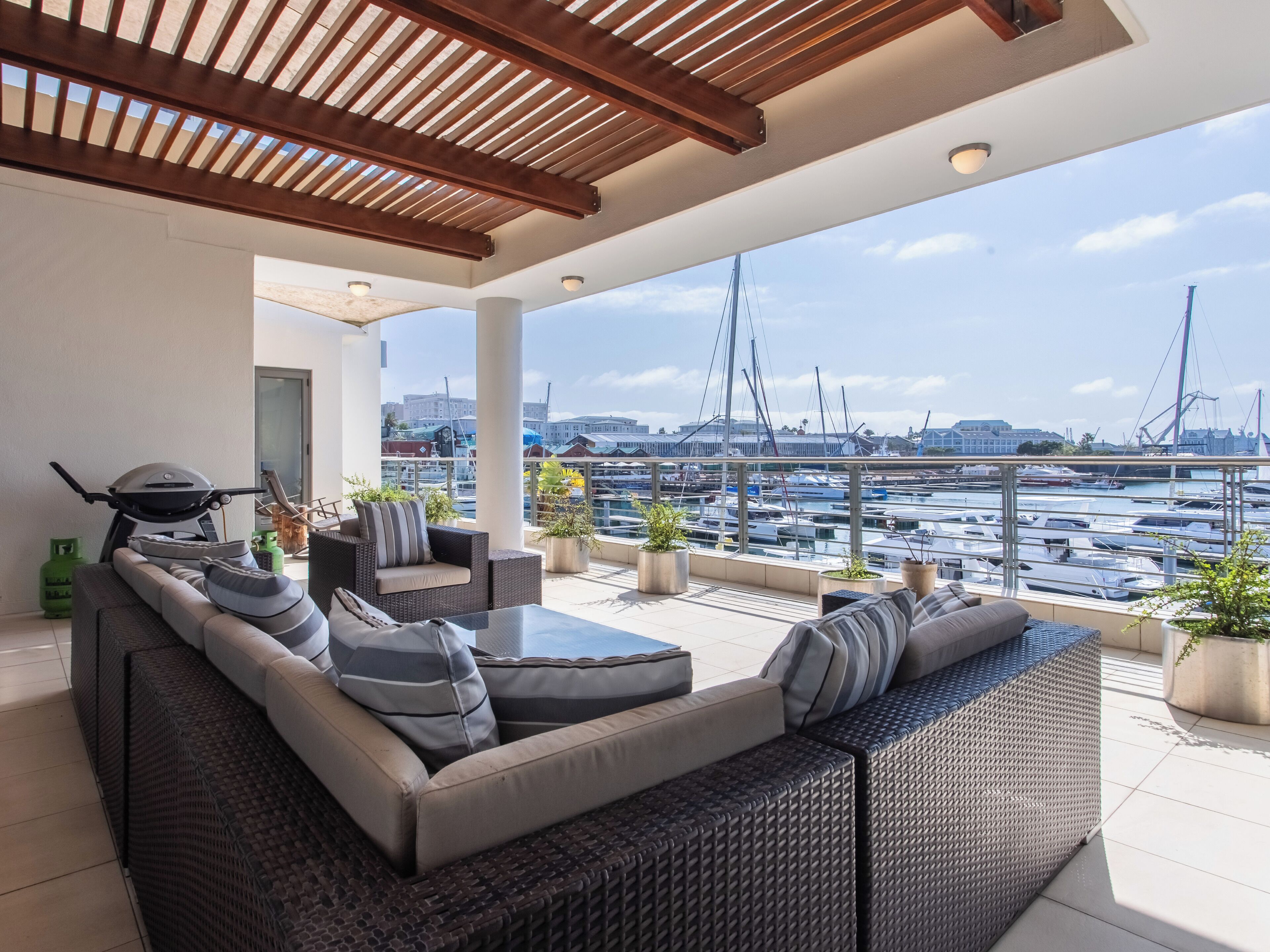 three bedroom luxury penthouse 1 | terrace/patio