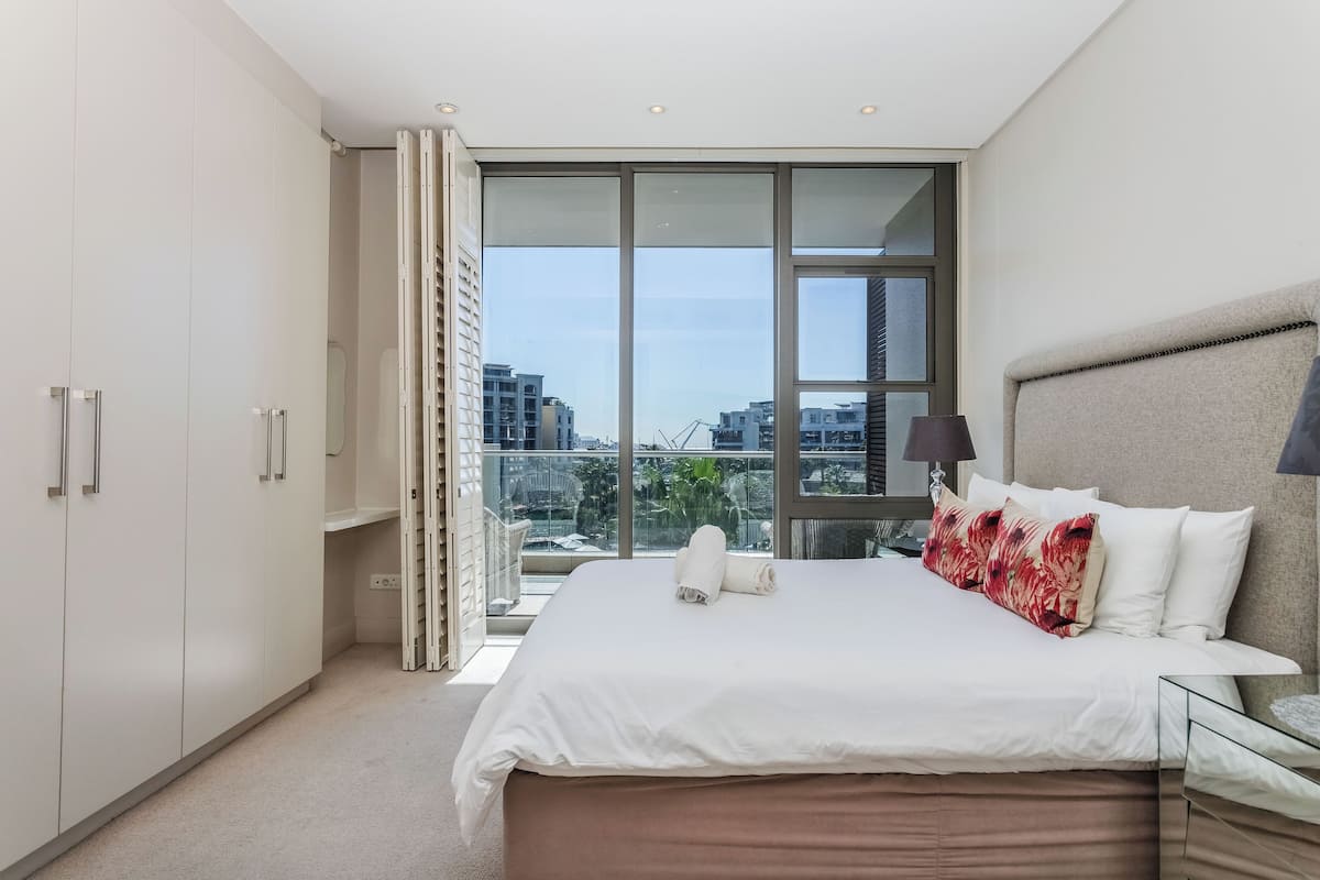 Two Bedroom Premier 13
