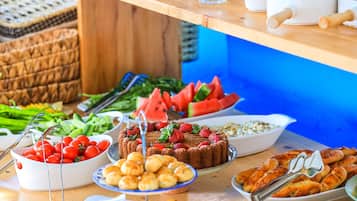 Petit déjeuner buffet compris tous les jours