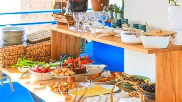 Colazione a buffet inclusa, servita tutte le mattine