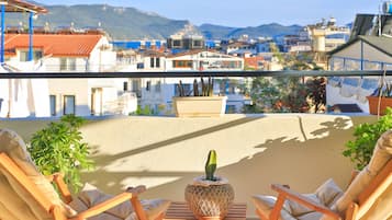 Suite Junior, terrasse | Vue de la chambre