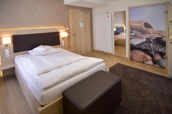 In-room safe, desk, cribs (surcharge), WiFi (free)