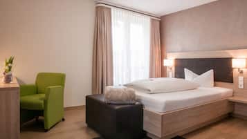 Single Room, Accessible | In-room safe, desk, cribs/infant beds, free WiFi