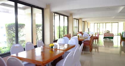 PC Palace Hotel