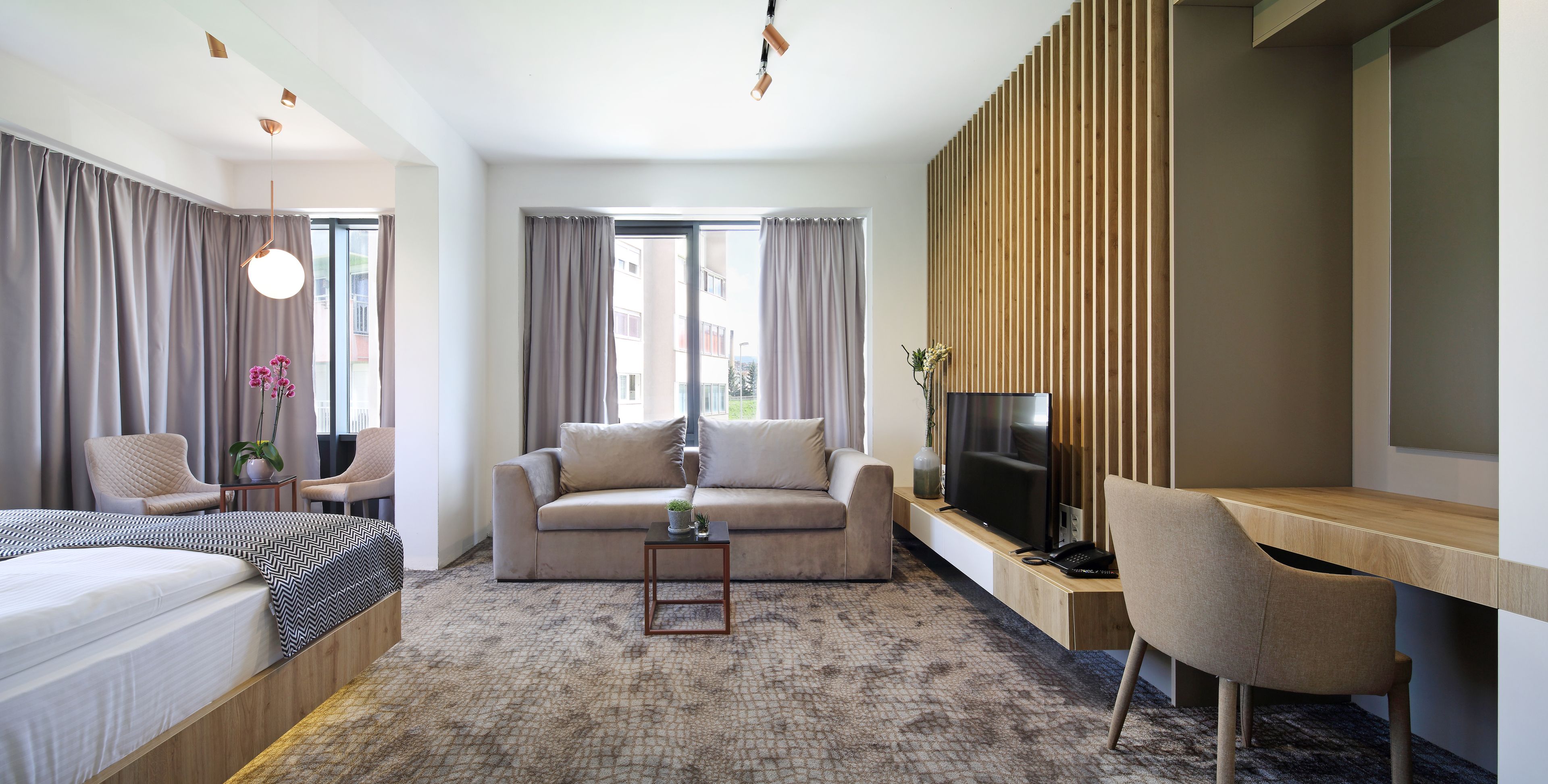 triple room | living area | 1-inch lcd tv with cable channels, tv, fireplace