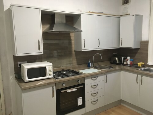 The Canberra Guest House