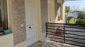 Firemannsrom, tekjøkken (patio) | Terrasse/patio