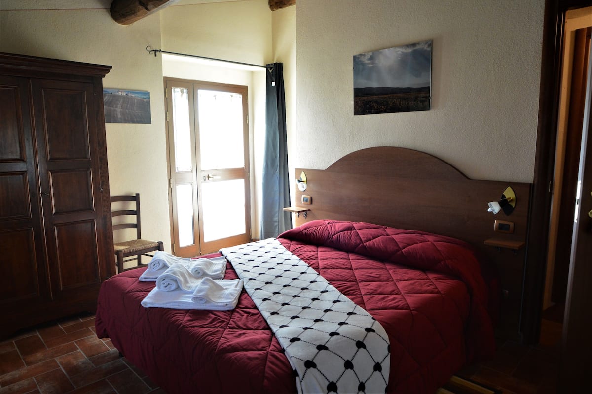 Double Room, Terrace | Premium bedding, free cribs/infant beds, rollaway beds, free WiFi