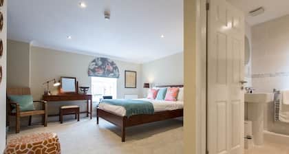 Darwin's Townhouse