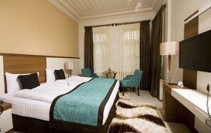 Quarto standard | Frigobar, cofres nos quartos, escrivaninha, Wi-Fi de cortesia