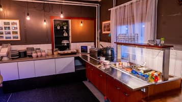 Petit déjeuner buffet compris tous les jours