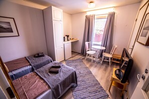 Twin Room | Bed sheets