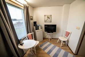 Single Room | Bed sheets - Arctic Guesthouse & Igloos (Ranua)