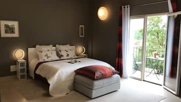 Suite (La Grimaldienne) | Daunenbettdecken, Pillowtop-Betten, Minibar, individuell dekoriert