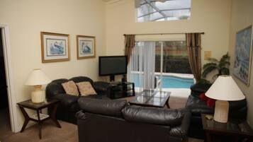 Villa | Living room | Flat-screen TV