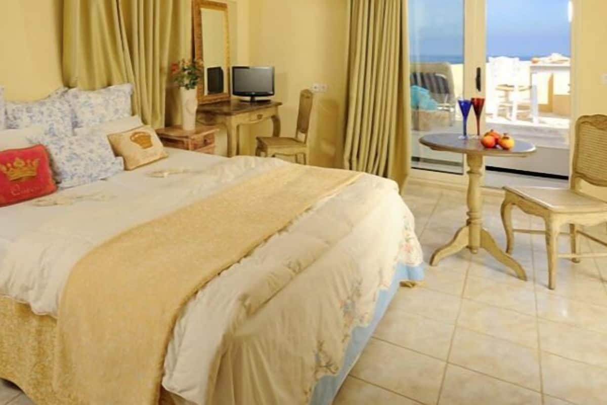 Phòng Suite Executive, quang cảnh biển | Két bảo mật tại phòng, phòng cách âm