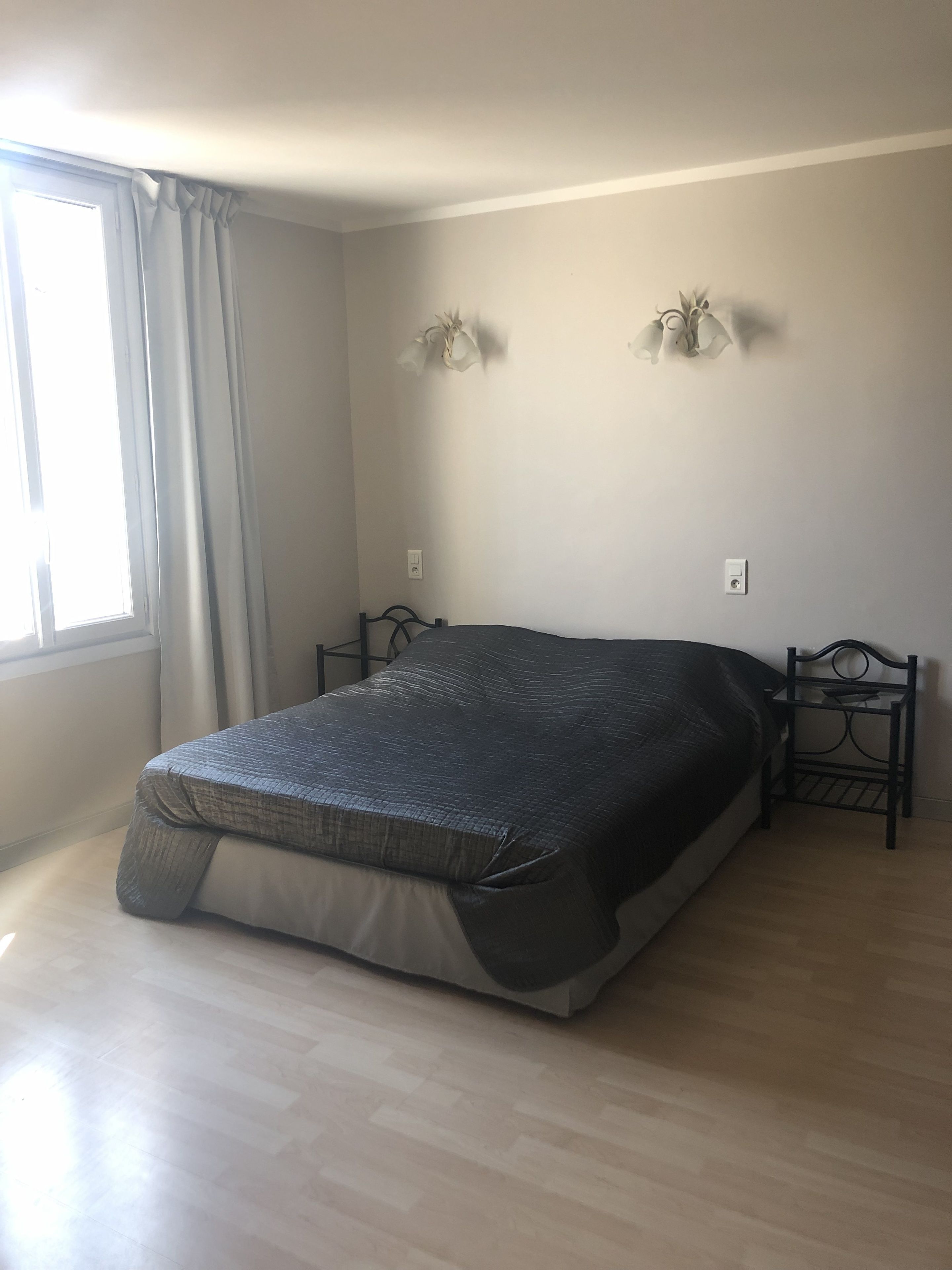 Chambre Familiale | Décoration personnalisée, ameublement personnalisé, rideaux occultants