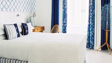 Deluxe Double Room, Harbour View | Egyptian cotton sheets, premium bedding, minibar, individually decorated