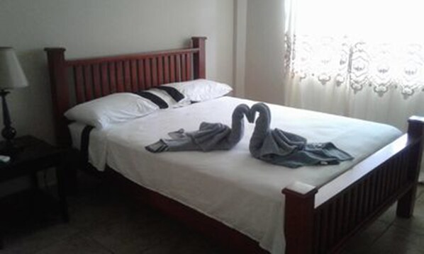 Iron/ironing board