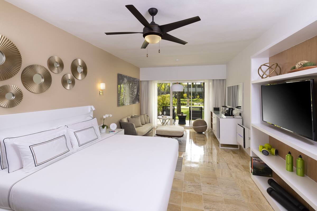 Melia Punta Cana Beach Wellness Inclusive - Adults only Reviews, Deals ...