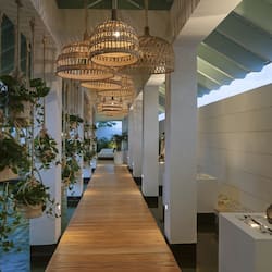 Couples treatment rooms, body treatments, hydrotherapy, aromatherapy