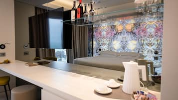 Junior Studio Suite (AMBRA) | 1 bedroom, premium bedding, minibar, in-room safe