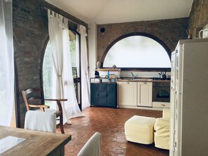 Superior Apartment, 1 Bedroom, Valley View | Private kitchen | Fridge, oven, stovetop, dishwasher - B&B Villa San Bartolomeo (Montepulciano)