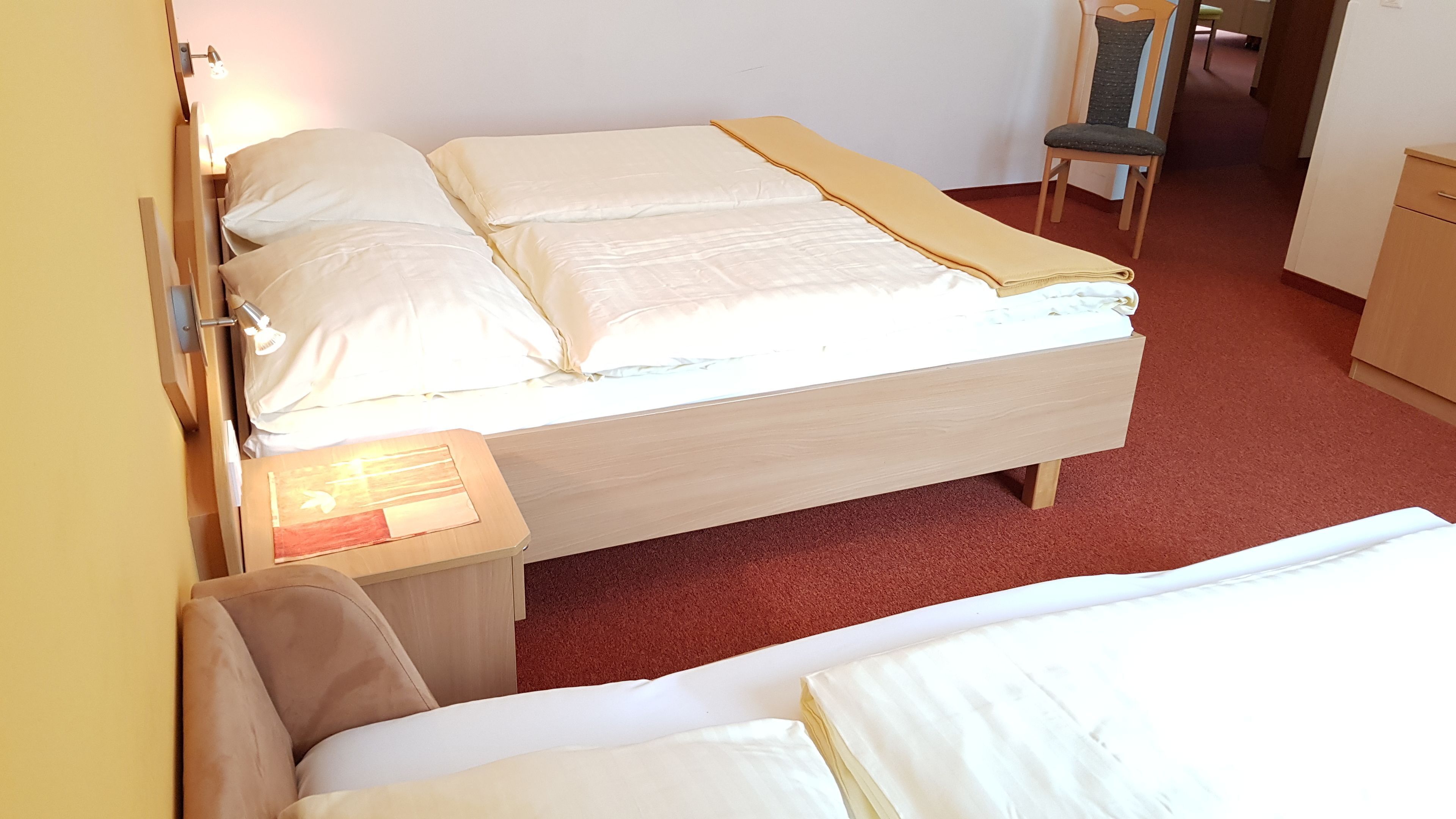 Desk, free WiFi, bed sheets