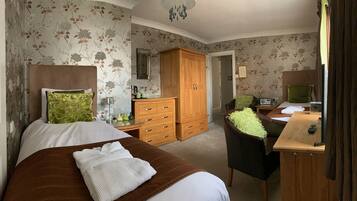 أغطية فراش متميزة وألحفة محشوة بالريش وبديكورات فريدة لكل غرفة