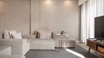 Síkképernyős tévé