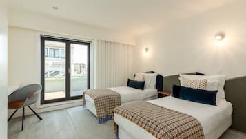 Deluxe Apartment, 4 Bedrooms, Terrace | 4 bedrooms, individually decorated, individually furnished
