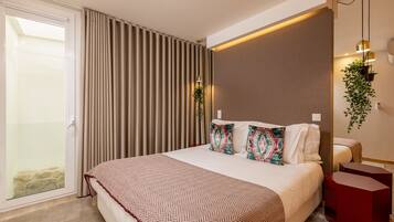 Deluxe Apartment, 1 Bedroom, Balcony (3) | 1 bedroom, individually decorated, individually furnished, soundproofing