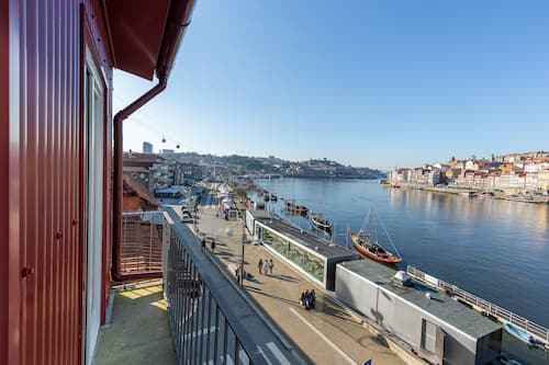 Deluxe Apartment, 1 Bedroom, Balcony (3) | Water view