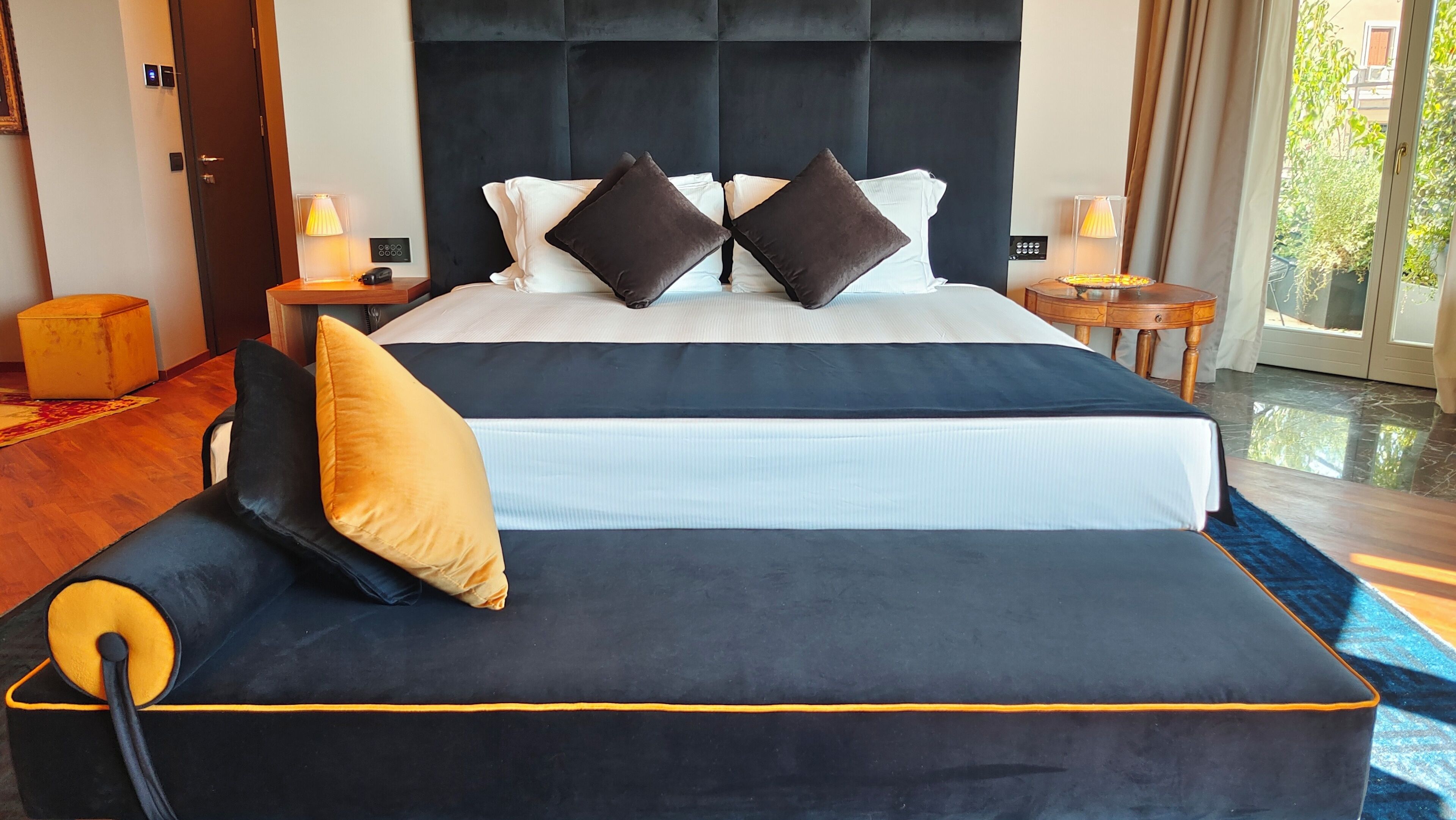 Panoramic Suite | Frette Italian sheets, premium bedding, down duvets, pillow-top beds
