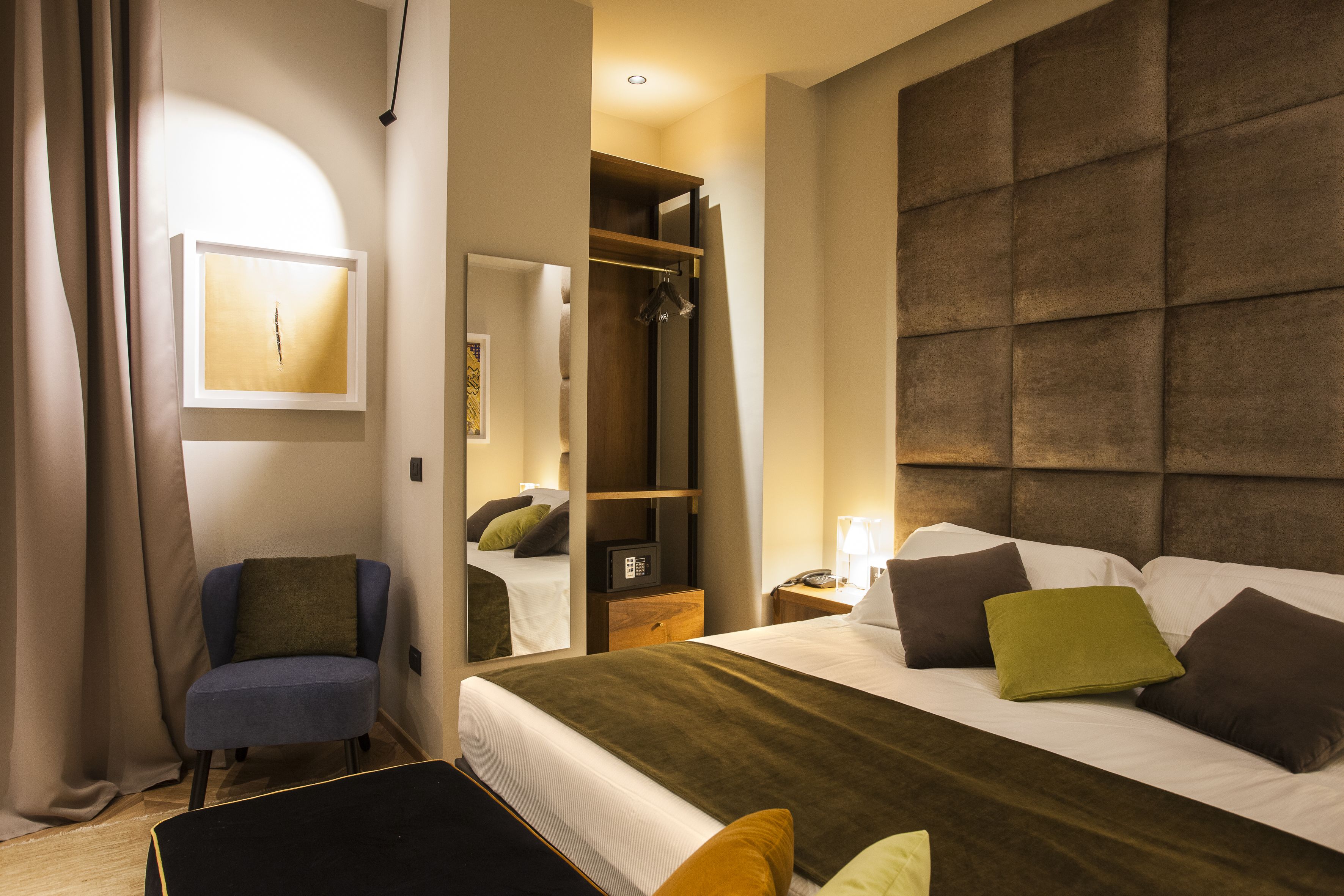 family room, 2 bedrooms | frette italian sheets, premium bedding, down duvets, pillow-top beds