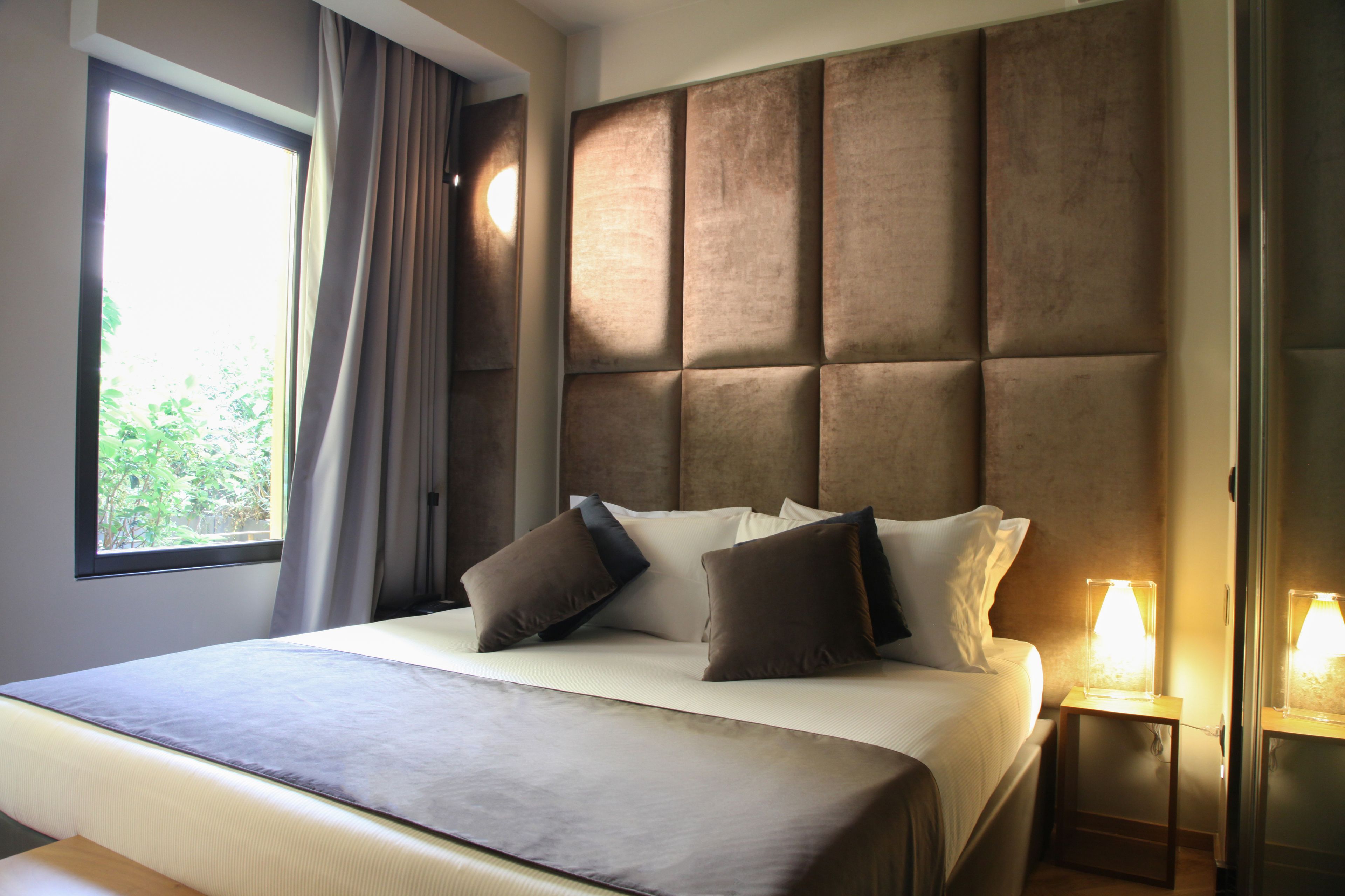 family room, 2 bedrooms | frette italian sheets, premium bedding, down duvets, pillow-top beds