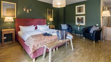 Individually decorated, individually furnished, desk, bed sheets